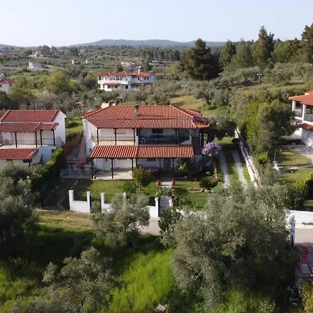 Studio Metamorfosi Tatil Evi *